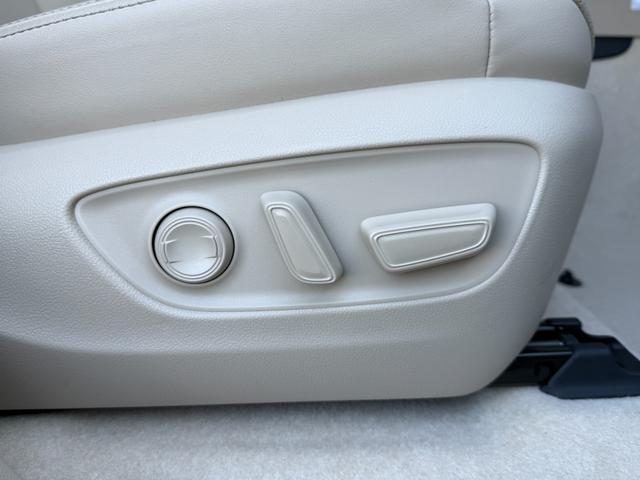 ランドクルーザー ＺＸ　１２．３型プレミアムサウンドナビ　リアエンターテイメントシステム　リヤ電動デフロック　クールＢＯＸ　空気圧センサー　　寒冷地仕様　ヒッチメンバー　モデリスタエアロ　ＨＤＭＩ　ＣＤ／ＤＶＤ　ＥＴＣ（47枚目）