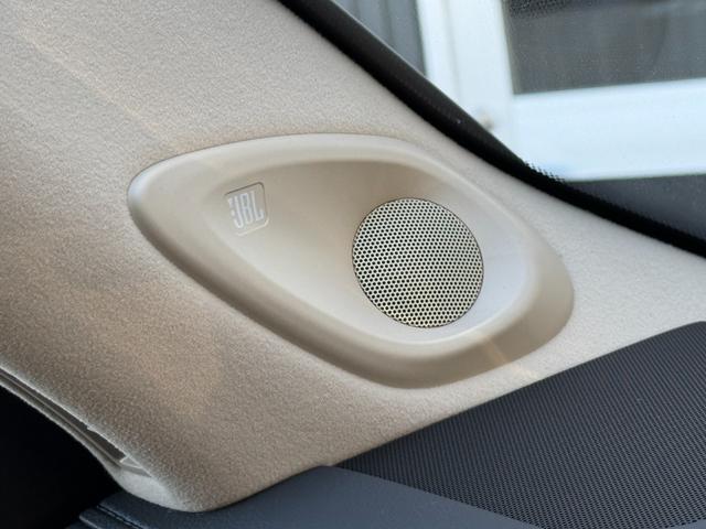 ランドクルーザー ＺＸ　１２．３型プレミアムサウンドナビ　リアエンターテイメントシステム　リヤ電動デフロック　クールＢＯＸ　空気圧センサー　　寒冷地仕様　ヒッチメンバー　モデリスタエアロ　ＨＤＭＩ　ＣＤ／ＤＶＤ　ＥＴＣ（69枚目）