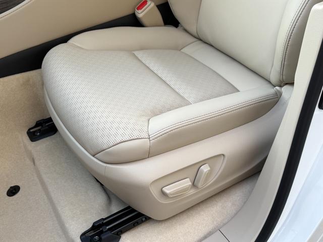 ランドクルーザー ＺＸ　１２．３型プレミアムサウンドナビ　リヤエンターテイメントシステム　リヤ電動デフロック　クールＢＯＸ　モデリスタエアロキット　フルセグＴＶ　ＨＤＭＩ　ＥＴＣ２．０（46枚目）