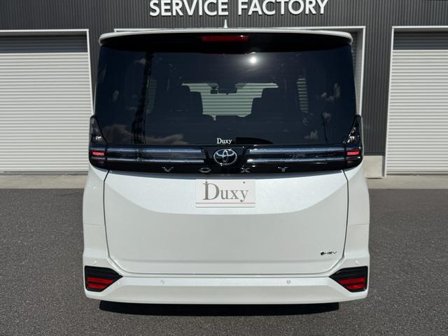 ヴォクシー ハイブリッドＳ－Ｚ　１０．５インチＤＡ　デジタルミラー　１３．２型後席モニター　快適利便ＰＫＧ　チームメイト　パノラミックビュー　ブラインドスポット　ＣＤＤＶＤデッキ　ドラレコ前後　パワーバックドア　　シートヒーター（14枚目）