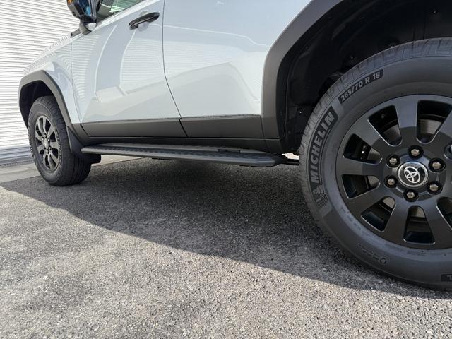 ランドクルーザー２５０ ＺＸファーストエディション　特別仕様車　丸目ヘッドランプ　１２．３型ＪＢＬプレミアムサウンドナビゲーション　トヨタチームメイト　デジタルミラー　前後ドラレコ内蔵　モデリスタパッケージ　ルーフレール　ＨＤＭＩ入力端子　ブラウン内装（32枚目）