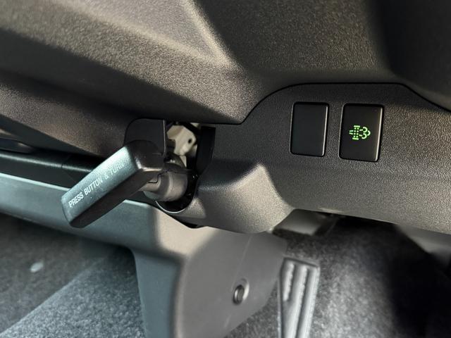 ハイエースバン スーパーＧＬ　ダークプライムＩＩ　ＡＬＰＩＮＥ１１型フローティングナビ　パノラミックビューモニター　デジタルミラー　寒冷地仕様　プロジェクター式ＬＥＤヘッド　ＡＣ１００Ｖ　フルセグＴＶ　Ｂｌｕｅｔｏｏｔｈ　純正１５インチアルミ（52枚目）