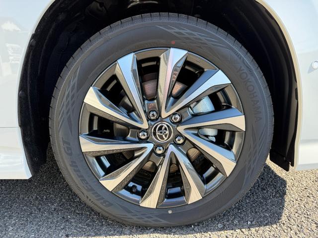 ヴォクシー ハイブリッドＳ－Ｚ　１３．２型有機ＥＬ後席ディスプレイ　快適利便パッケージＨｉ　トヨタチームメイトアドバンストパーク　デジタルインナーミラー　ＣＤ／ＤＶＤデッキ　寒冷地仕様　パノラミックビューモニタ　１０．５インチナビ（20枚目）