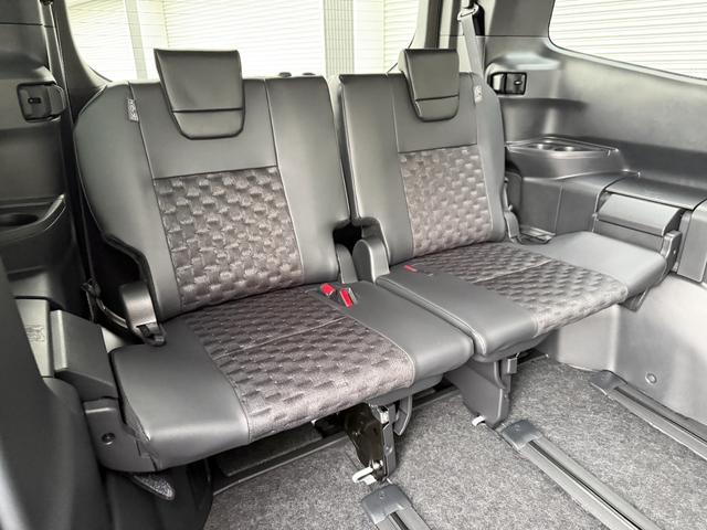 ヴォクシー ハイブリッドＳ－Ｚ　１３．２型有機ＥＬ後席ディスプレイ　快適利便パッケージＨｉ　トヨタチームメイトアドバンストパーク　デジタルインナーミラー　ＣＤ／ＤＶＤデッキ　寒冷地仕様　パノラミックビューモニタ　１０．５インチナビ（47枚目）