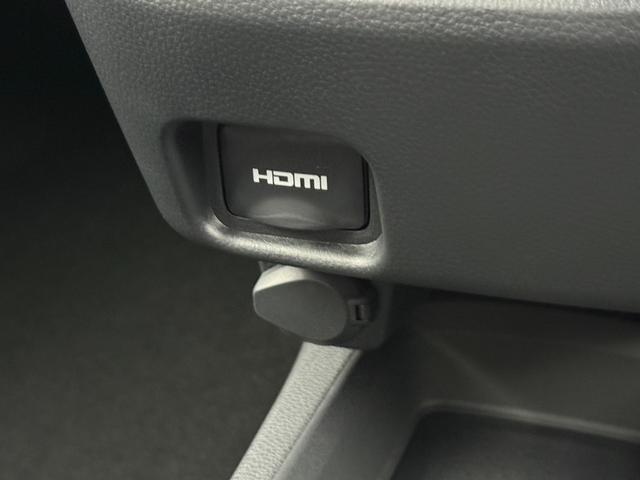 ヴォクシー ハイブリッドＳ－Ｚ　１３．２型有機ＥＬ後席ディスプレイ　快適利便パッケージＨｉ　トヨタチームメイトアドバンストパーク　デジタルインナーミラー　ＣＤ／ＤＶＤデッキ　寒冷地仕様　パノラミックビューモニタ　１０．５インチナビ（56枚目）