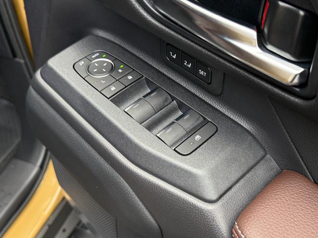 ランドクルーザー２５０ ＺＸファーストエディション　丸目ヘッドランプ　シグネチャーイルミ　１２．３型ＪＢＬプレミアムサウンドナビゲーション　トヨタチームメイト　デジタルインナーミラー　全周囲カメラ　前後ドラレコ内蔵　ＨＤＭＩ入力端子（42枚目）