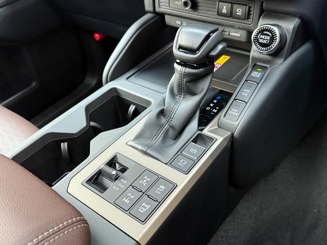 ランドクルーザー２５０ ＺＸファーストエディション　丸目ヘッドランプ　シグネチャーイルミ　１２．３型ＪＢＬプレミアムサウンドナビゲーション　トヨタチームメイト　デジタルインナーミラー　全周囲カメラ　前後ドラレコ内蔵　ＨＤＭＩ入力端子（62枚目）