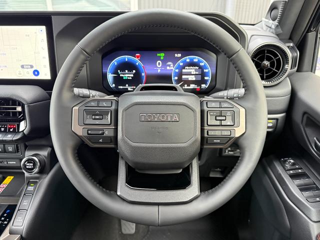 ランドクルーザー２５０ ＶＸファーストエディション　１２．３インチＪＢＬサウンドナビ　トヨタチームメイト　角目ヘッドランプ　寒冷地仕様　デジタルミラー　サンルーフ　パノラミックビューモニター　　シートヒーター＆シートクーラー　内装茶革（53枚目）