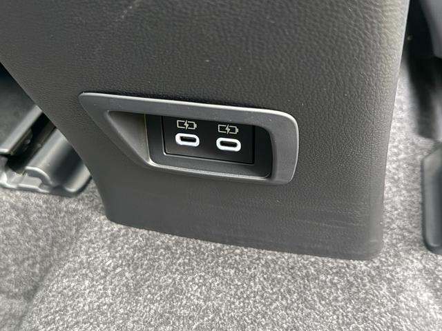 カローラクロス ハイブリッド　Ｚ　パノラマルーフ　パノラマビュー　全周囲カメラ　トヨタチームメイトアドバンストパーク　１０．５型コネクトナビ　　アダプティブハイビームシステム　シートヒーター＆シートクーラー　　純正１８ＡＷ（44枚目）