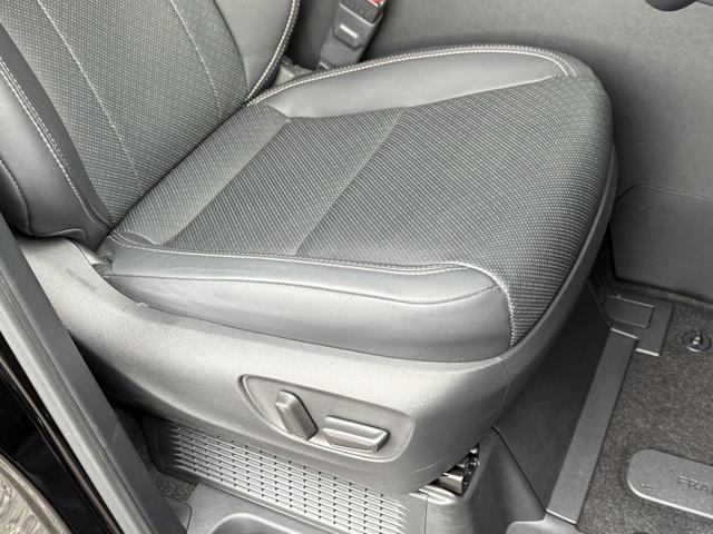 ヴェルファイアハイブリッド Z プレミア 13.2型有機EL後席ディスプレイ 左右独立ムーンルーフ デジタルインナーミラーチームメイトアドバンストパーク 14インチコネクティッドナビ ヘッドアップディスプレイ パワ-バックドア(39枚目)