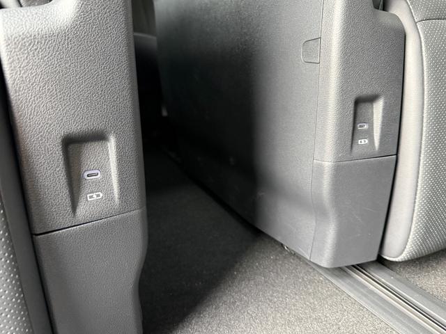 ヴェルファイアハイブリッド Z プレミア 13.2型有機EL後席ディスプレイ 左右独立ムーンルーフ デジタルインナーミラーチームメイトアドバンストパーク 14インチコネクティッドナビ ヘッドアップディスプレイ パワ-バックドア(48枚目)