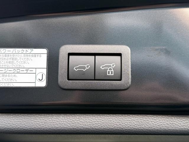 カローラクロス ハイブリッド　Ｚ　パノラマルーフ　パノラマビュー　全周囲カメラ　トヨタチームメイトアドバンストパーク　１０．５型コネクトナビ　　アダプティブハイビームシステム　シートヒーター＆シートクーラー　　純正１８ＡＷ（32枚目）