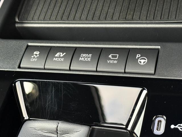 カローラクロス ハイブリッド　Ｚ　パノラマルーフ　パノラマビュー　全周囲カメラ　トヨタチームメイトアドバンストパーク　１０．５型コネクトナビ　　アダプティブハイビームシステム　シートヒーター＆シートクーラー　　純正１８ＡＷ（56枚目）