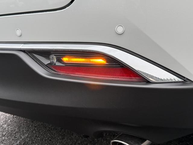 ハリアーハイブリッド Z 12.3型JBLプレミアムサウンドナビ デジタルインナーミラーパノラミックビューモニター タイプC充電器 パワーバックドア ヘッドアップディスプレイ ドライブレコーダー前後 純正19AW 内装黒×茶(25枚目)