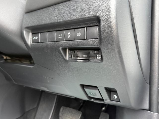 ハリアーハイブリッド Z 12.3型JBLプレミアムサウンドナビ デジタルインナーミラーパノラミックビューモニター タイプC充電器 パワーバックドア ヘッドアップディスプレイ ドライブレコーダー前後 純正19AW 内装黒×茶(48枚目)