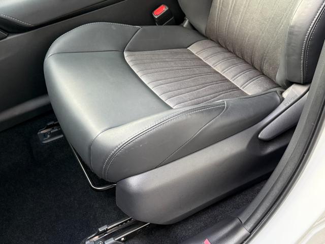 ハリアー Z 調光パノラマルーフ 12.3型JBLナビ モデリスタグランブレイズエアロ デジタルインナーミラ- 全周囲カメラ ドライブレコーダー内蔵 ヘッドアップディスプレイ レーダークルーズコントロール 内装黒(41枚目)