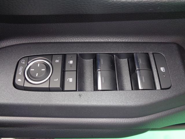 ランドクルーザー250 VX 1オーナー ユーザー買取 トヨタチームメイト サンルーフ レザーシート デジタルインナーミラー トヨタプレミアムサウンド パワーバックドア ETC シートエアコン ステアリングヒーター ドラレコ前後(42枚目)