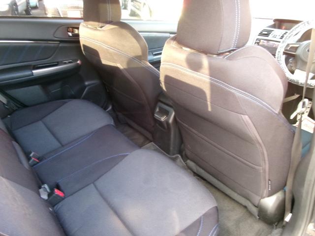 レヴォーグ １．６ＧＴ－Ｓアイサイト　アドバンスドセイフティｐｋｇ　純正ナビＴＶ　Ｓ（左）・Ｂカメラ　スマートキー×２　パワーシート　ＥＴＣ　パドルシフト　アイドリングストップ　純正ホイール　クルーズコントロール　Ｂｌｕｅｔｏｏｔｈ（16枚目）