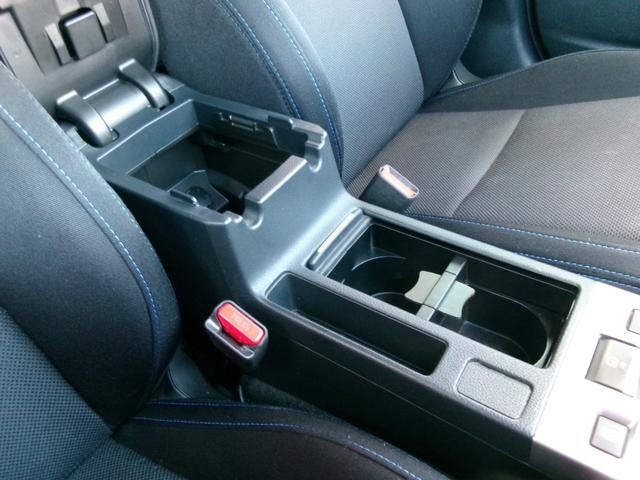 レヴォーグ １．６ＧＴ－Ｓアイサイト　アドバンスドセイフティｐｋｇ　純正ナビＴＶ　Ｓ（左）・Ｂカメラ　スマートキー×２　パワーシート　ＥＴＣ　パドルシフト　アイドリングストップ　純正ホイール　クルーズコントロール　Ｂｌｕｅｔｏｏｔｈ（29枚目）