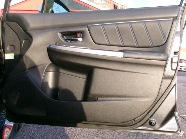 レヴォーグ １．６ＧＴ－Ｓアイサイト　アドバンスドセイフティｐｋｇ　純正ナビＴＶ　Ｓ（左）・Ｂカメラ　スマートキー×２　パワーシート　ＥＴＣ　パドルシフト　アイドリングストップ　純正ホイール　クルーズコントロール　Ｂｌｕｅｔｏｏｔｈ（49枚目）