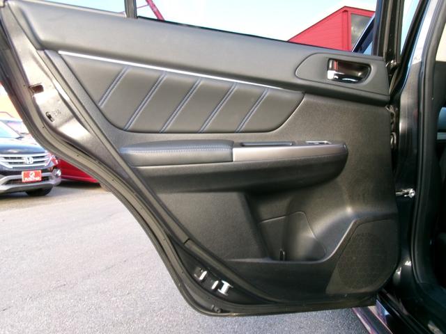 レヴォーグ １．６ＧＴ－Ｓアイサイト　アドバンスドセイフティｐｋｇ　純正ナビＴＶ　Ｓ（左）・Ｂカメラ　スマートキー×２　パワーシート　ＥＴＣ　パドルシフト　アイドリングストップ　純正ホイール　クルーズコントロール　Ｂｌｕｅｔｏｏｔｈ（52枚目）