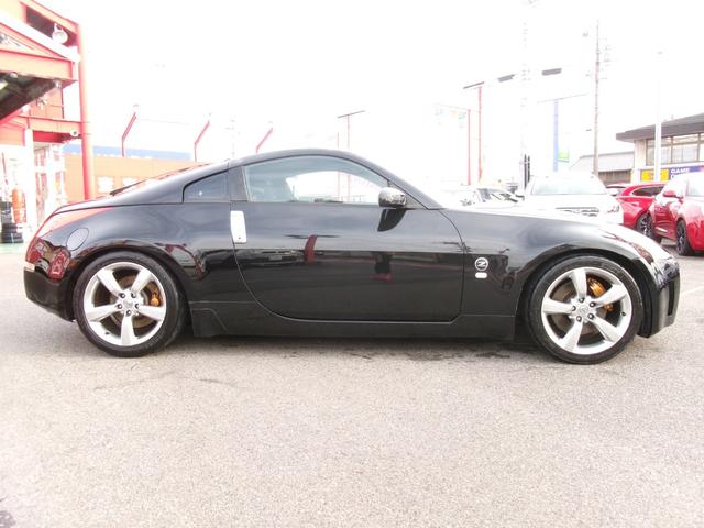 フェアレディＺ バージョンＳＴ　６速ＭＴ　ＢＲＩＤＥシート　テインモノレーシング車高調　ＮＡＲＤＩ　ＴＯＲＩＮＯステアリング　ニスモＧＴ　Ｌ．Ｓ．Ｄｐｒｏ　ニスモ軽量フライホイール　ニスモクラッチディスク＆クラッチカバー　ＥＴＣ（4枚目）