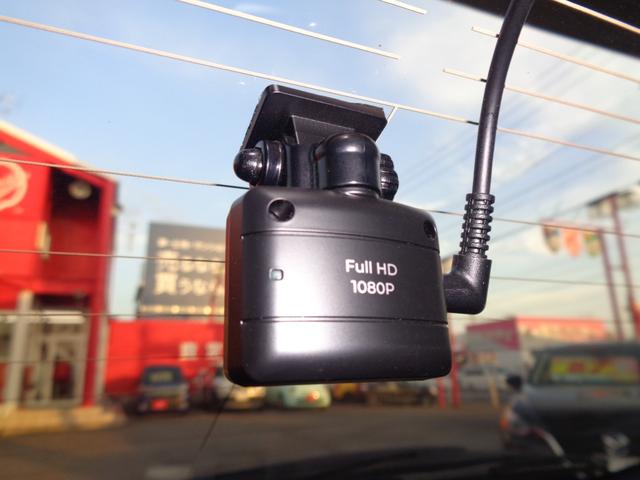 MAZDA3ファストバック 20S レトロスポーツエディション 6MT 純正エアロ(F・S・R)純正OPスーフスポイラー デジタルインナーミラー ハーフレザーシート 純正ナビTV 360°カメラ BOSEサウンド パワーシート シートヒーター 純正18AW LED(23枚目)