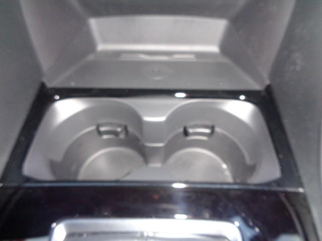 MAZDA3ファストバック 20S レトロスポーツエディション 6MT 純正エアロ(F・S・R)純正OPスーフスポイラー デジタルインナーミラー ハーフレザーシート 純正ナビTV 360°カメラ BOSEサウンド パワーシート シートヒーター 純正18AW LED(29枚目)