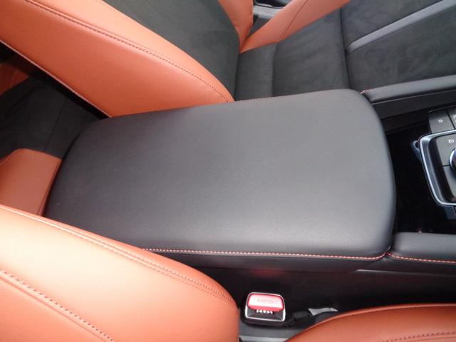 MAZDA3ファストバック 20S レトロスポーツエディション 6MT 純正エアロ(F・S・R)純正OPスーフスポイラー デジタルインナーミラー ハーフレザーシート 純正ナビTV 360°カメラ BOSEサウンド パワーシート シートヒーター 純正18AW LED(40枚目)