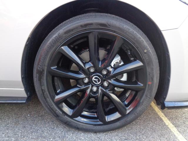 MAZDA3ファストバック 20S レトロスポーツエディション 6MT 純正エアロ(F・S・R)純正OPスーフスポイラー デジタルインナーミラー ハーフレザーシート 純正ナビTV 360°カメラ BOSEサウンド パワーシート シートヒーター 純正18AW LED(64枚目)