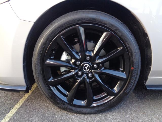 MAZDA3ファストバック 20S レトロスポーツエディション 6MT 純正エアロ(F・S・R)純正OPスーフスポイラー デジタルインナーミラー ハーフレザーシート 純正ナビTV 360°カメラ BOSEサウンド パワーシート シートヒーター 純正18AW LED(66枚目)