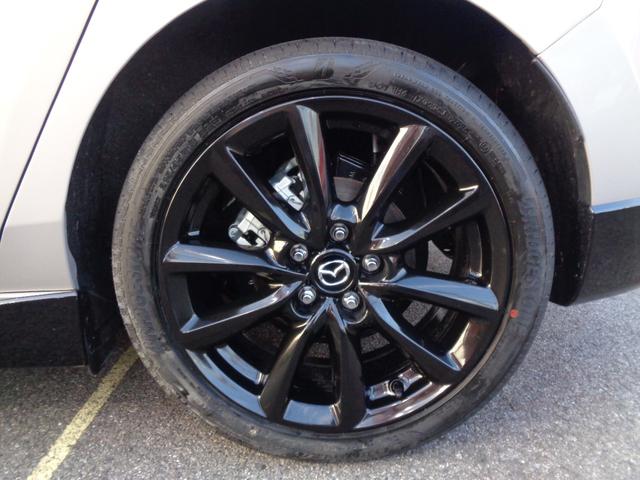 MAZDA3ファストバック 20S レトロスポーツエディション 6MT 純正エアロ(F・S・R)純正OPスーフスポイラー デジタルインナーミラー ハーフレザーシート 純正ナビTV 360°カメラ BOSEサウンド パワーシート シートヒーター 純正18AW LED(67枚目)
