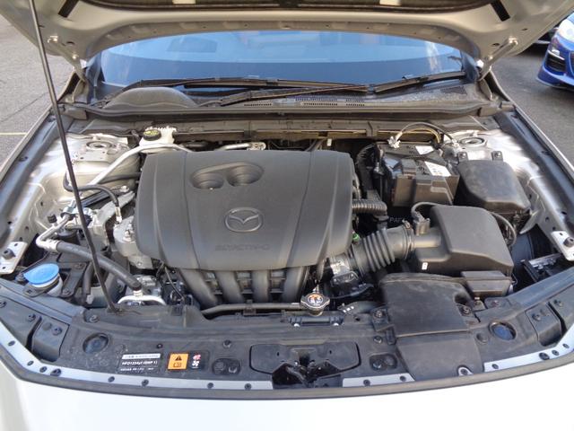 MAZDA3ファストバック 20S レトロスポーツエディション 6MT 純正エアロ(F・S・R)純正OPスーフスポイラー デジタルインナーミラー ハーフレザーシート 純正ナビTV 360°カメラ BOSEサウンド パワーシート シートヒーター 純正18AW LED(68枚目)
