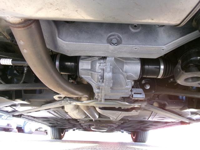 ＭＩＮＩ クーパーＳＤ　クロスオーバーオール４　オール４トリム　ペッパーｐｋｇ　置くだけ充電　パワーバックドア　純正ＨＤＤナビ　スマートキー×２　ＥＴＣ　前後ドラレコ　前席シートヒーター　Ｂカメラ　Ｂｌｕｅｔｏｏｔｈ　インテリジェントセーフティ　ウェルカムライト（10枚目）