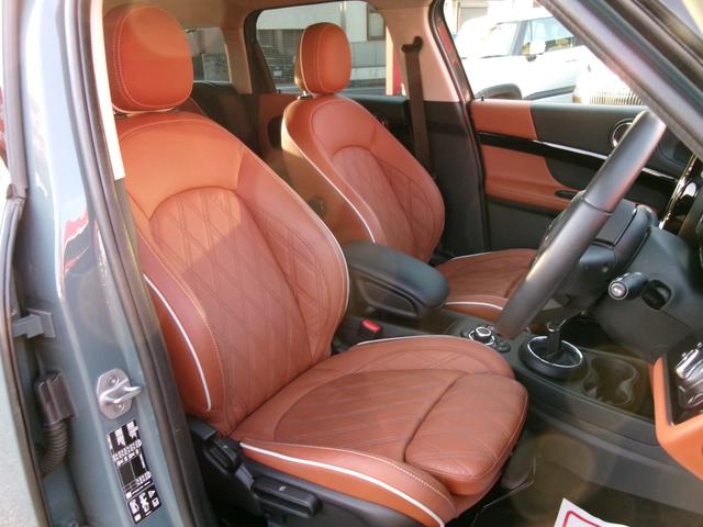 ＭＩＮＩ クーパーＳＤ　クロスオーバーオール４　オール４トリム　ペッパーｐｋｇ　置くだけ充電　パワーバックドア　純正ＨＤＤナビ　スマートキー×２　ＥＴＣ　前後ドラレコ　前席シートヒーター　Ｂカメラ　Ｂｌｕｅｔｏｏｔｈ　インテリジェントセーフティ　ウェルカムライト（12枚目）