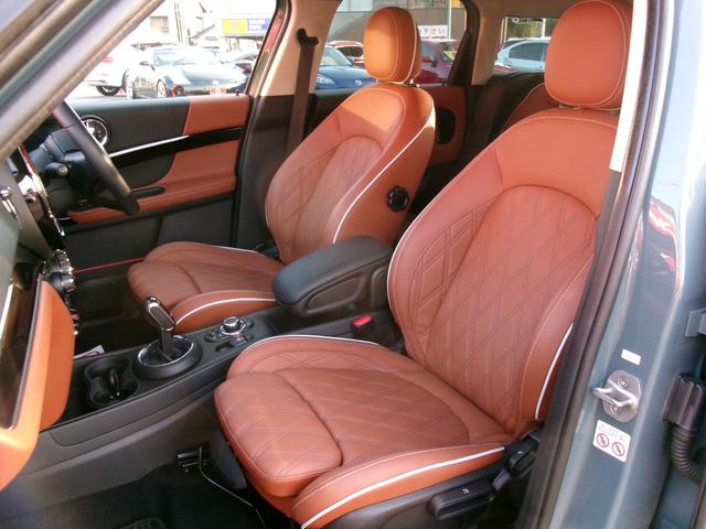 ＭＩＮＩ クーパーＳＤ　クロスオーバーオール４　オール４トリム　ペッパーｐｋｇ　置くだけ充電　パワーバックドア　純正ＨＤＤナビ　スマートキー×２　ＥＴＣ　前後ドラレコ　前席シートヒーター　Ｂカメラ　Ｂｌｕｅｔｏｏｔｈ　インテリジェントセーフティ　ウェルカムライト（13枚目）