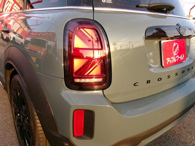 ＭＩＮＩ クーパーＳＤ　クロスオーバーオール４　オール４トリム　ペッパーｐｋｇ　置くだけ充電　パワーバックドア　純正ＨＤＤナビ　スマートキー×２　ＥＴＣ　前後ドラレコ　前席シートヒーター　Ｂカメラ　Ｂｌｕｅｔｏｏｔｈ　インテリジェントセーフティ　ウェルカムライト（73枚目）