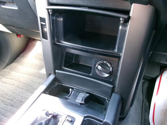 ランドクルーザープラド TX 純正ナビTV バックカメラ スマートキー×2 ETC 純正ホイール車内積込み フルセグTV Bluetooth 黒シートカバー LEDヘッド プッシュスタート クリアランスソナー 電格ミラー 社外AW(30枚目)