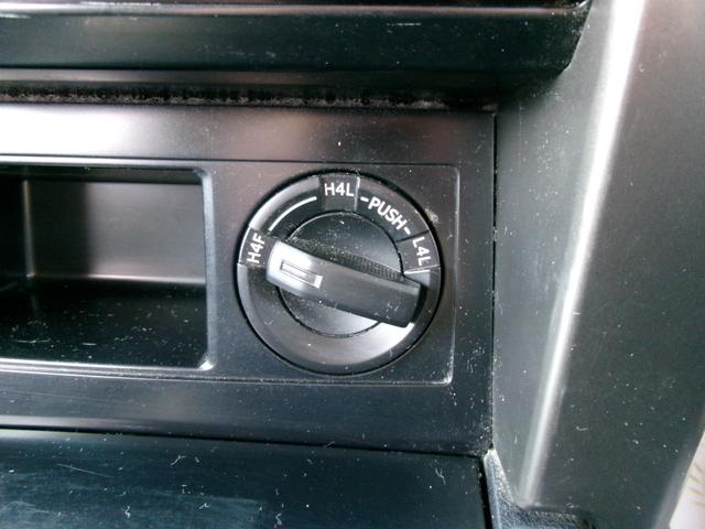 ランドクルーザープラド TX 純正ナビTV バックカメラ スマートキー×2 ETC 純正ホイール車内積込み フルセグTV Bluetooth 黒シートカバー LEDヘッド プッシュスタート クリアランスソナー 電格ミラー 社外AW(31枚目)