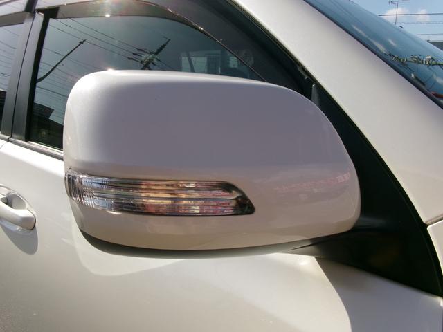 ランドクルーザープラド TX 純正ナビTV バックカメラ スマートキー×2 ETC 純正ホイール車内積込み フルセグTV Bluetooth 黒シートカバー LEDヘッド プッシュスタート クリアランスソナー 電格ミラー 社外AW(71枚目)