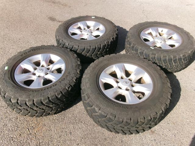 ランドクルーザープラド TX 純正ナビTV バックカメラ スマートキー×2 ETC 純正ホイール車内積込み フルセグTV Bluetooth 黒シートカバー LEDヘッド プッシュスタート クリアランスソナー 電格ミラー 社外AW(78枚目)