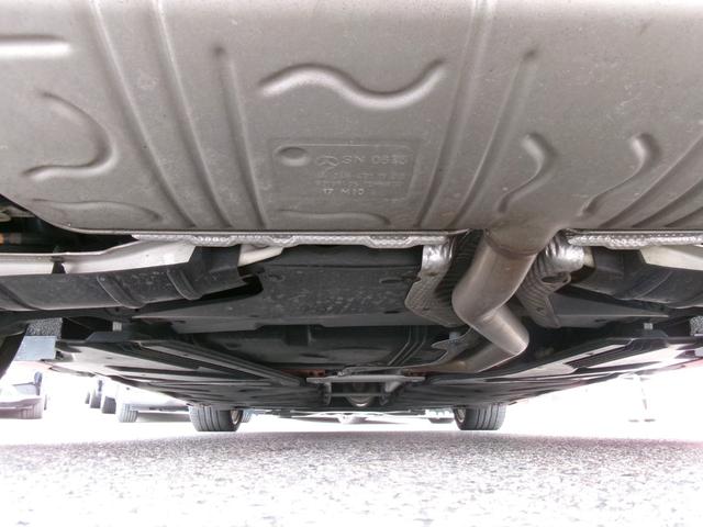 ＣＬＡクラス シューティングブレーク ＣＬＡ１８０　シューティングブレーク　ＡＭＧスタイル　ＡＭＧプレミアムパッケージ　ハーマンカードンサウンド　サンルーフ　パワーバックドア　純正ナビＴＶ　バックカメラ　スマートキー　ハーフレザー　ＥＴＣ　シートヒーター　パワーシート　パドルシフト　クルコン（10枚目）