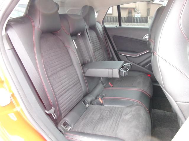 ＣＬＡクラス シューティングブレーク ＣＬＡ１８０　シューティングブレーク　ＡＭＧスタイル　ＡＭＧプレミアムパッケージ　ハーマンカードンサウンド　サンルーフ　パワーバックドア　純正ナビＴＶ　バックカメラ　スマートキー　ハーフレザー　ＥＴＣ　シートヒーター　パワーシート　パドルシフト　クルコン（15枚目）