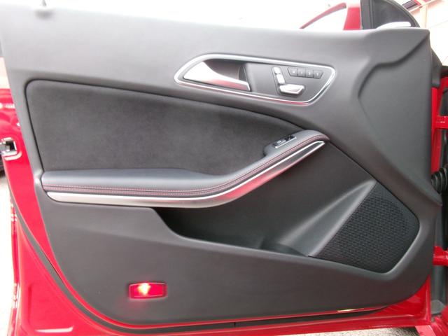 ＣＬＡクラス シューティングブレーク ＣＬＡ１８０　シューティングブレーク　ＡＭＧスタイル　ＡＭＧプレミアムパッケージ　ハーマンカードンサウンド　サンルーフ　パワーバックドア　純正ナビＴＶ　バックカメラ　スマートキー　ハーフレザー　ＥＴＣ　シートヒーター　パワーシート　パドルシフト　クルコン（58枚目）
