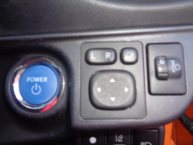 アクア Ｓ　禁煙車　純正ナビ　フルセグＴＶ（走行中ＯＫ）バックカメラ　Ｂｌｕｅｔｏｏｔｈ　ＥＴＣ　スマートキー　プッシュスタート　ドライブレコーダー前後　ルーフスポイラー　トヨタセーフティセンス　フロアマット（6枚目）