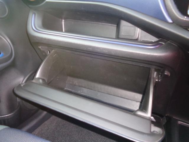 アクア Ｓ　禁煙車　純正ナビ　フルセグＴＶ（走行中ＯＫ）バックカメラ　Ｂｌｕｅｔｏｏｔｈ　ＥＴＣ　スマートキー　プッシュスタート　ドライブレコーダー前後　ルーフスポイラー　トヨタセーフティセンス　フロアマット（34枚目）