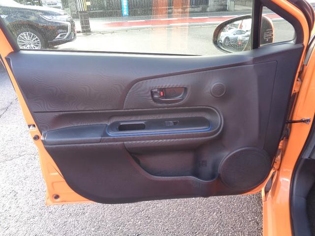 アクア Ｓ　禁煙車　純正ナビ　フルセグＴＶ（走行中ＯＫ）バックカメラ　Ｂｌｕｅｔｏｏｔｈ　ＥＴＣ　スマートキー　プッシュスタート　ドライブレコーダー前後　ルーフスポイラー　トヨタセーフティセンス　フロアマット（40枚目）