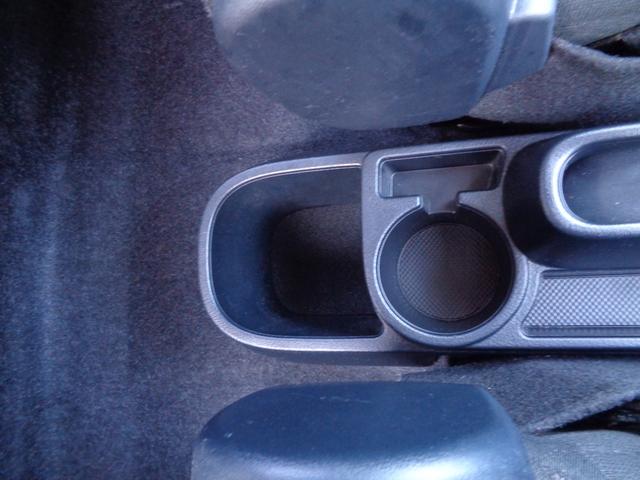 ヴィッツ Ｆ　セーフティーエディション　禁煙車　純正ナビＴＶ　Ｂｌｕｅｔｏｏｔｈ　スマートキー　プッシュスタート　ＥＴＣ　トヨタセーフティセンス　レーンディーバーチャアラート　オートマチックハイビーム　オートリトラミラー　フロアマット（25枚目）