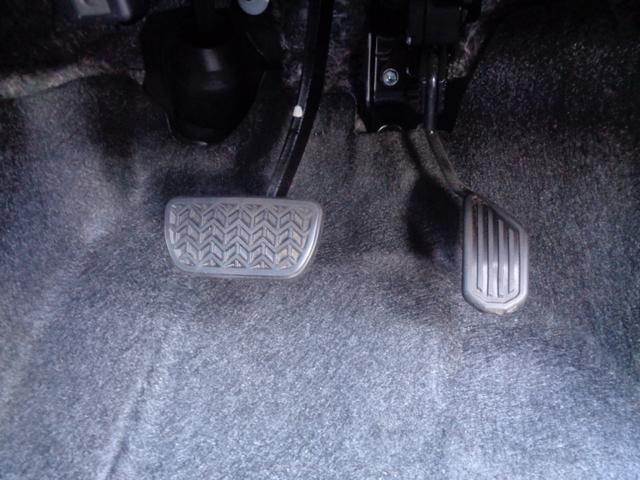 ヴィッツ Ｆ　セーフティーエディション　禁煙車　純正ナビＴＶ　Ｂｌｕｅｔｏｏｔｈ　スマートキー　プッシュスタート　ＥＴＣ　トヨタセーフティセンス　レーンディーバーチャアラート　オートマチックハイビーム　オートリトラミラー　フロアマット（35枚目）