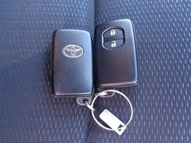 ヴィッツ Ｆ　セーフティーエディション　禁煙車　純正ナビＴＶ　Ｂｌｕｅｔｏｏｔｈ　スマートキー　プッシュスタート　ＥＴＣ　トヨタセーフティセンス　レーンディーバーチャアラート　オートマチックハイビーム　オートリトラミラー　フロアマット（38枚目）